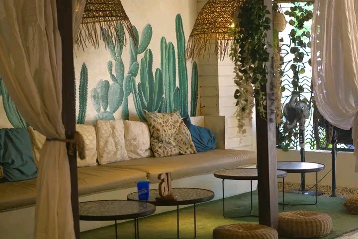 CoMa Seaside Cafe Bistro